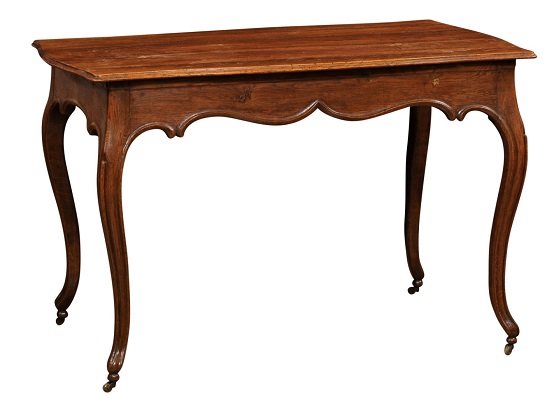 Italian Rococo Early 19th Century Table with Carved Apron and Cabriole Legs