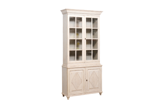 Gustavian Style 1880s Light Gray Painted Vitrine Cabinet with Glass Doors DLW
