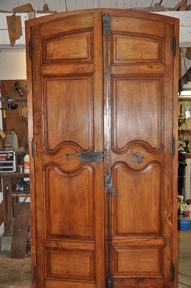 Pair of 18th Century French Communication Doors -- DLW