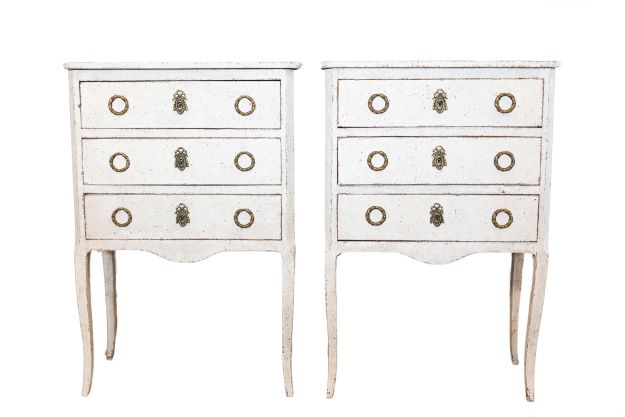 Swedish Gray Painted Bedside Tables with Three Drawers and Cabriole Legs