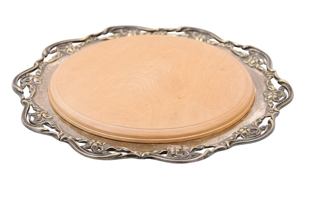 English R.F. Mosley & Co Round Silver Plated Tray with Pierced Scalloped Border