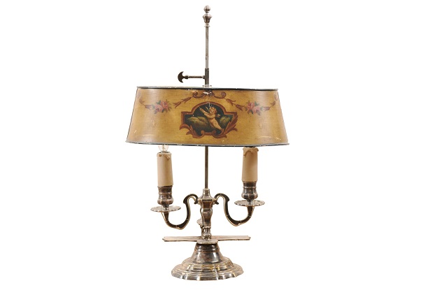 French 1850s Napoléon III Painted Tôle Two-Light Lamp with Cherub and Roses
