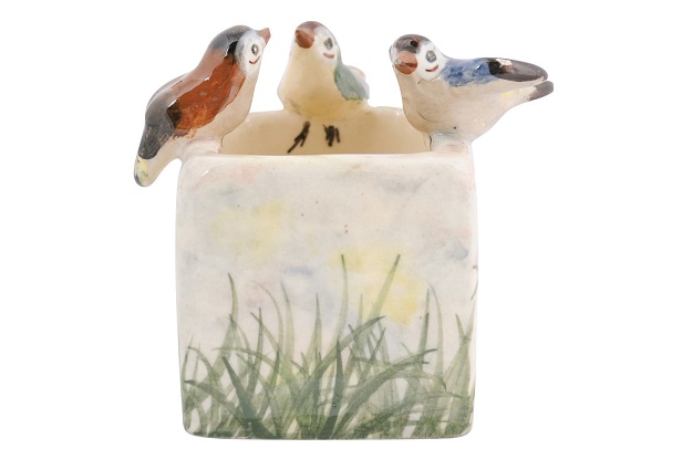 French 20th Century Majolica Decorative Container with Three Little Birds