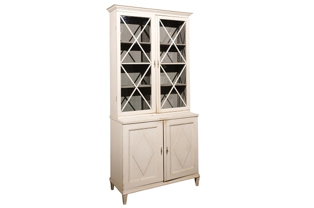 Swedish 1810s Gustavian Period Painted Two-Part Vitrine Cabinet with Glass Doors