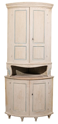 Swedish 19th Century Gustavian Corner Cabinet Circa 1800