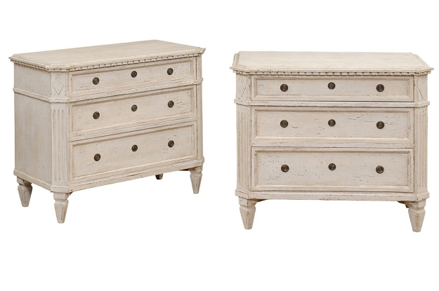 Pair of Swedish Gustavian Style 1880s Painted and Carved Three-Drawer Chests