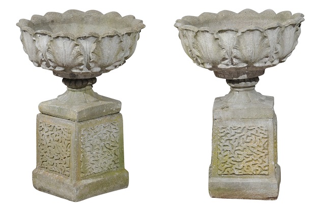 Pair of English 20th Century Stone Urns on Pedestals with Acanthus Leaf Motifs