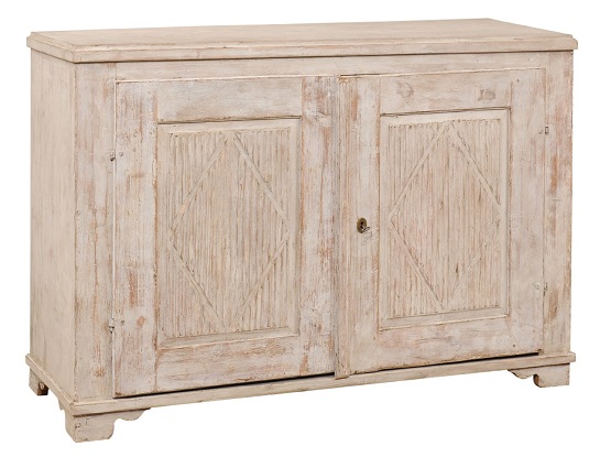 Swedish Gustavian Period 1820s Painted Sideboard with Reeded Doors and Diamonds